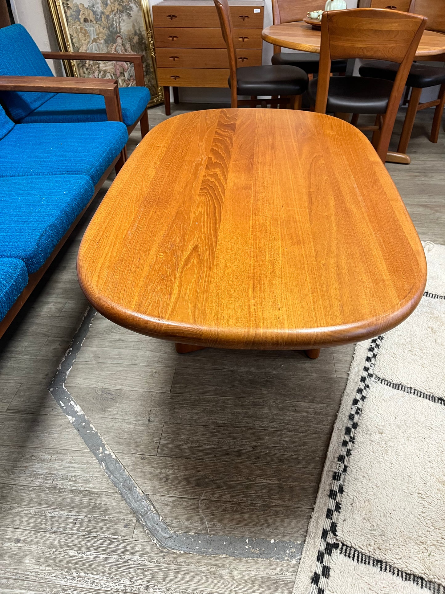Table basse scandinave en teck massif 1970