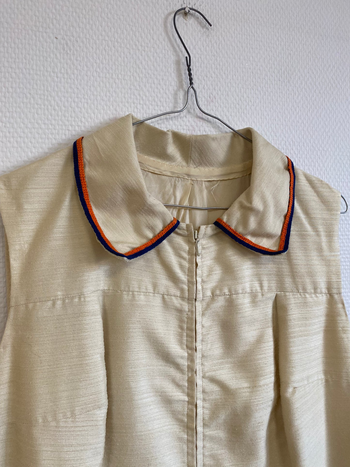 Robe beige 70s