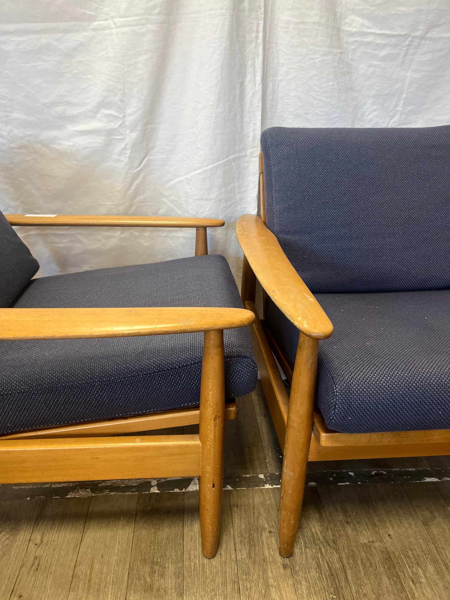 Paire de fauteuils scandinaves en hêtre années 70’s