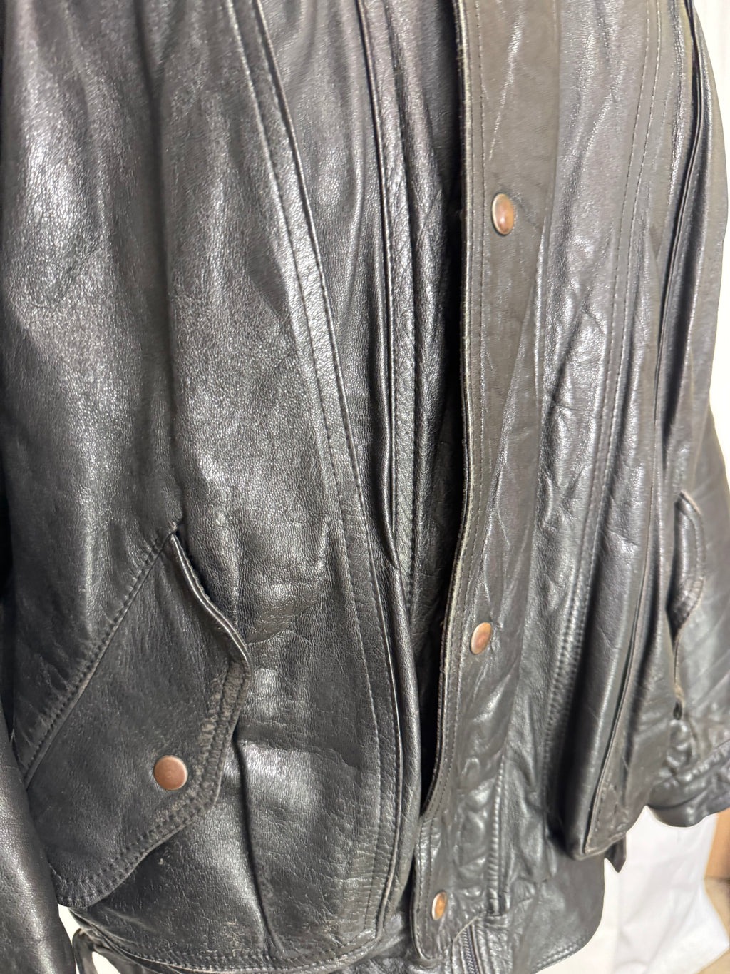 Veste en cuir noir