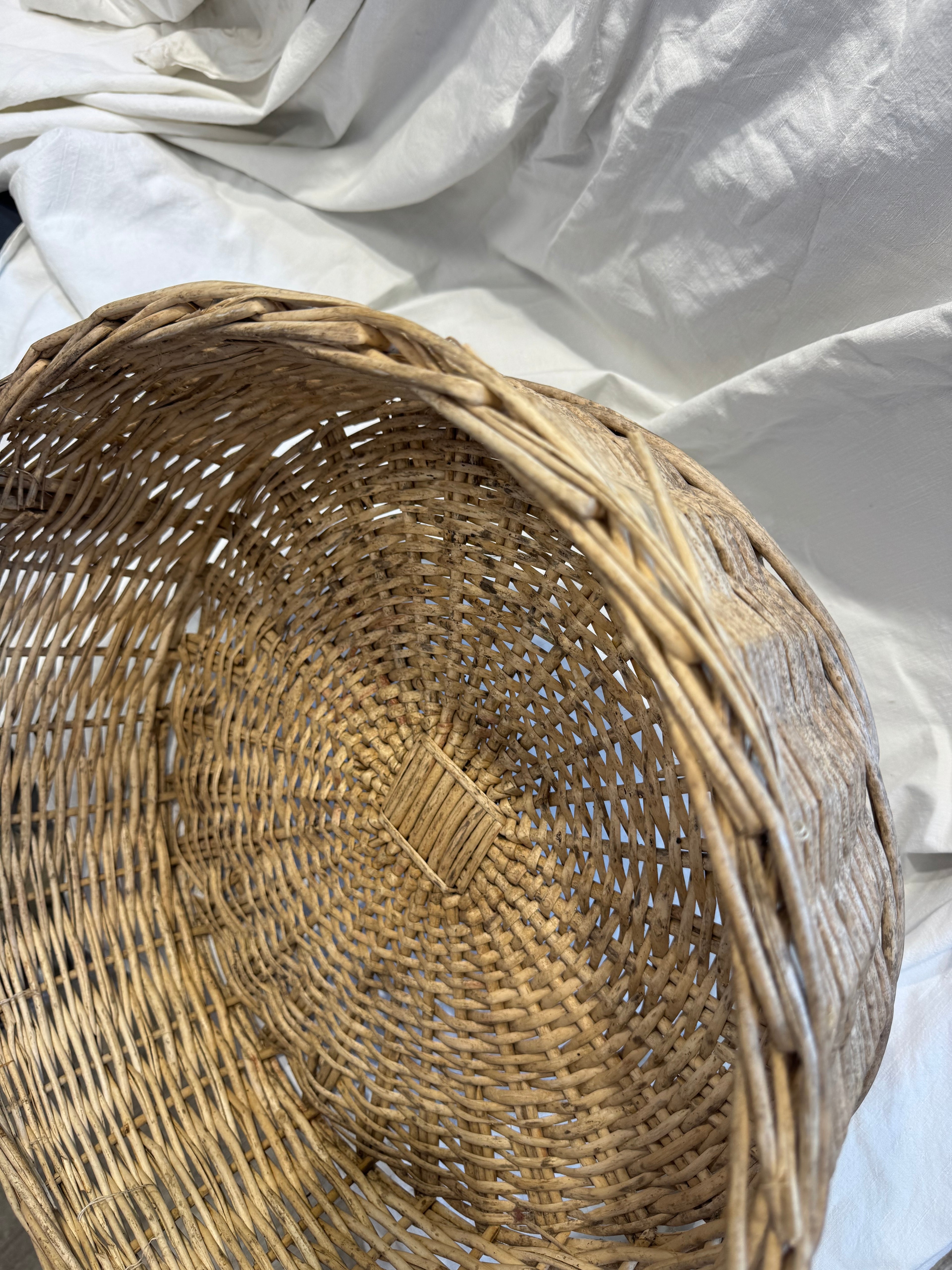 Panier en osier beige