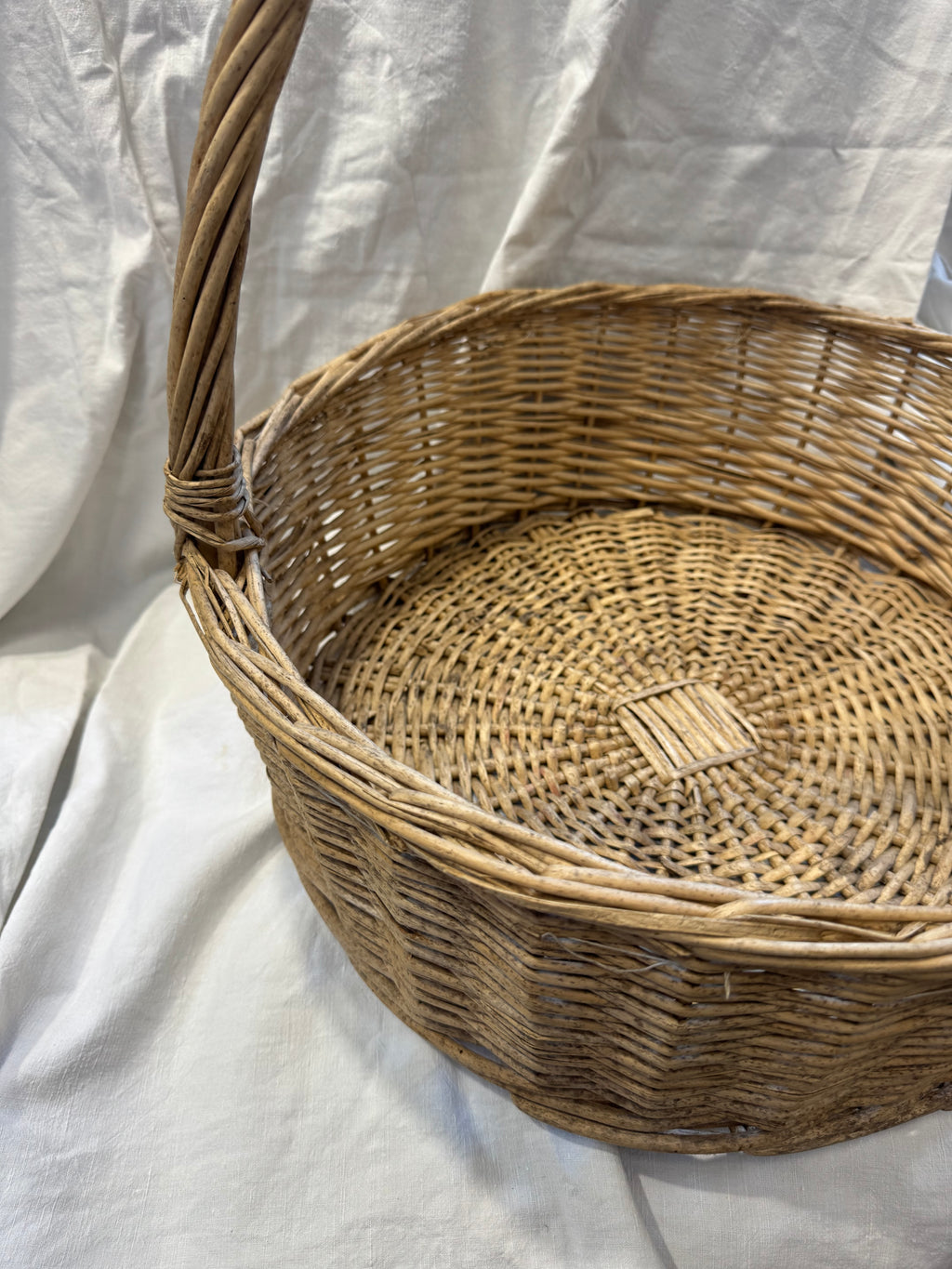 Panier en osier beige