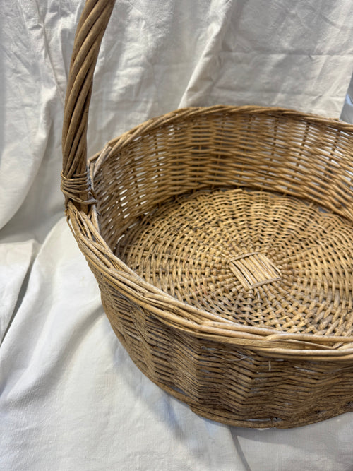 Panier en osier beige