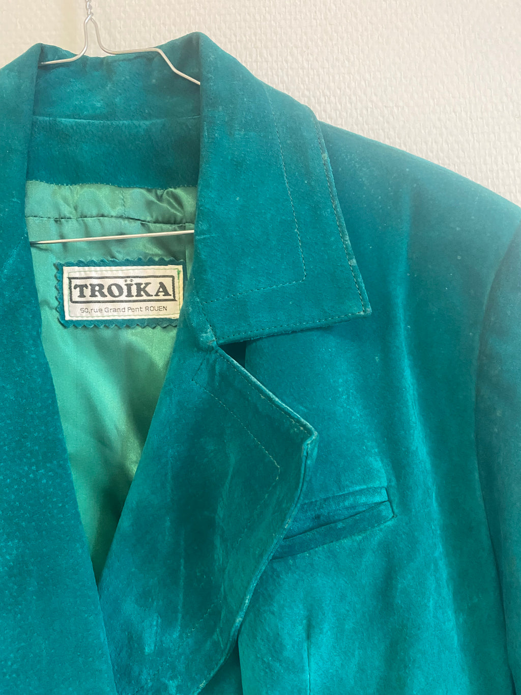 Tailleur jupe en daim 80s