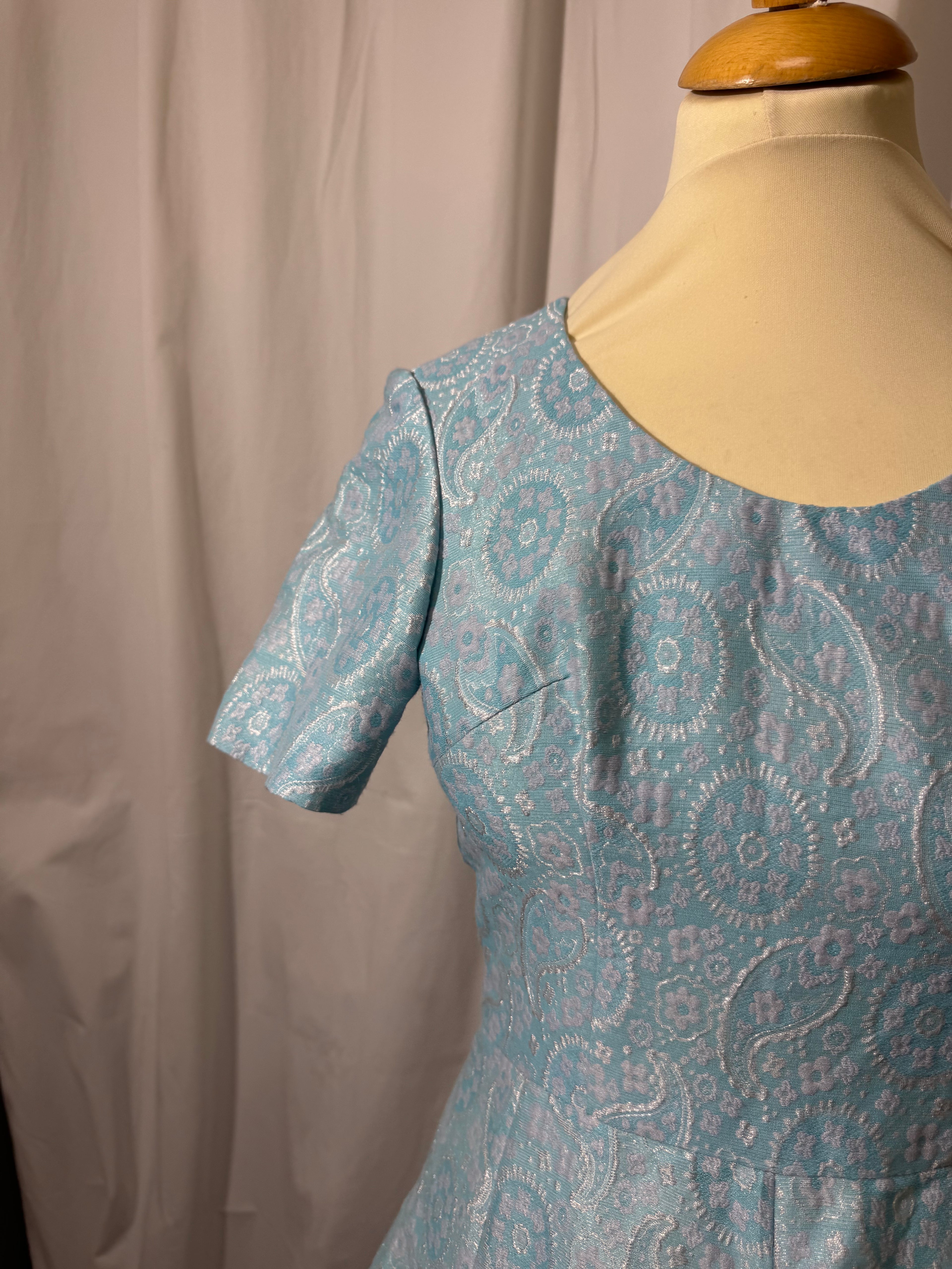 Robe brocard 70s