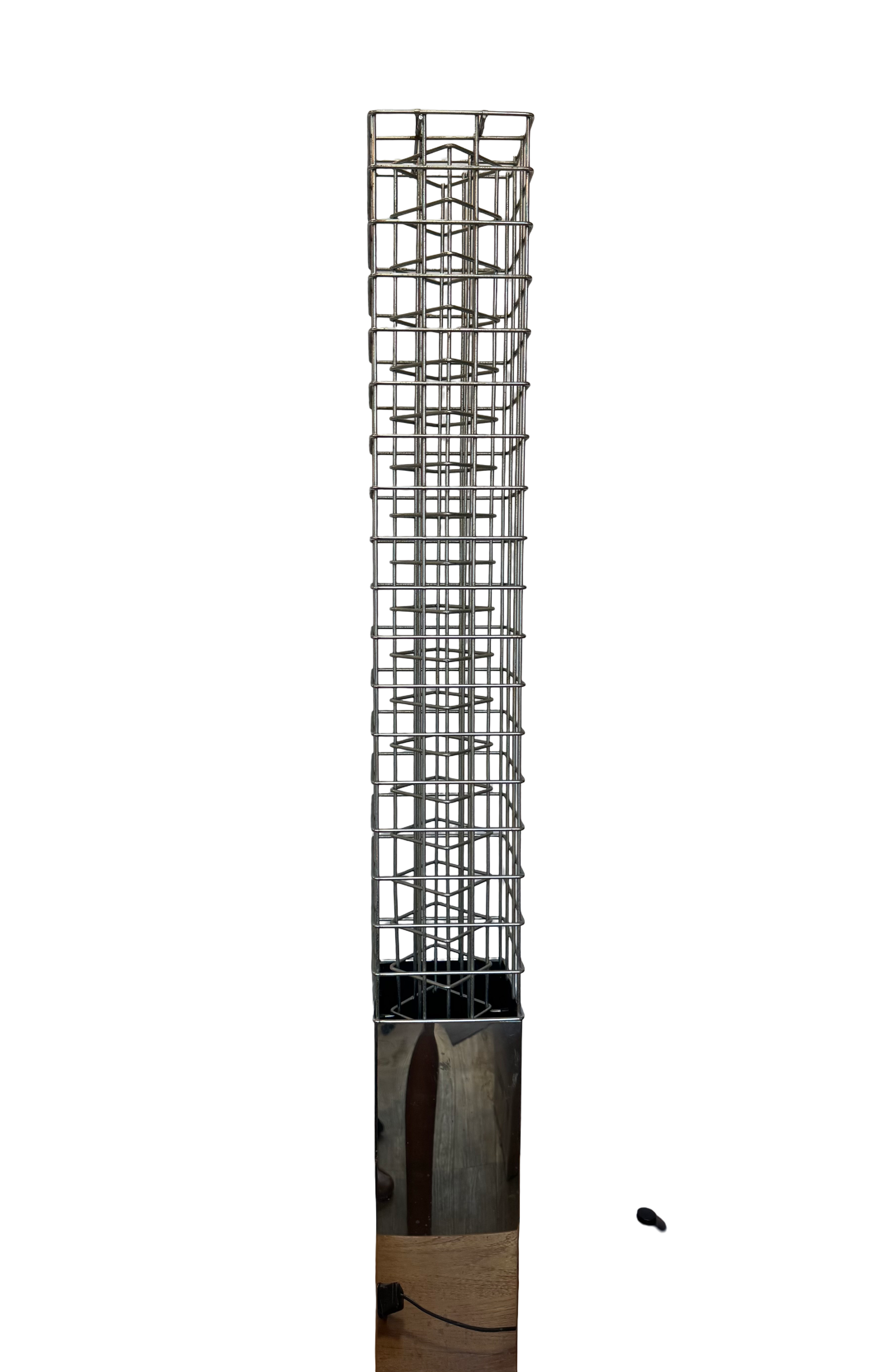 Lampe colonne en acier