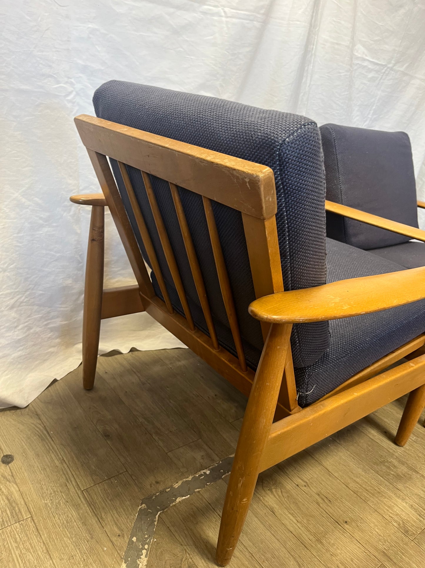 Paire de fauteuils scandinaves en hêtre années 70’s