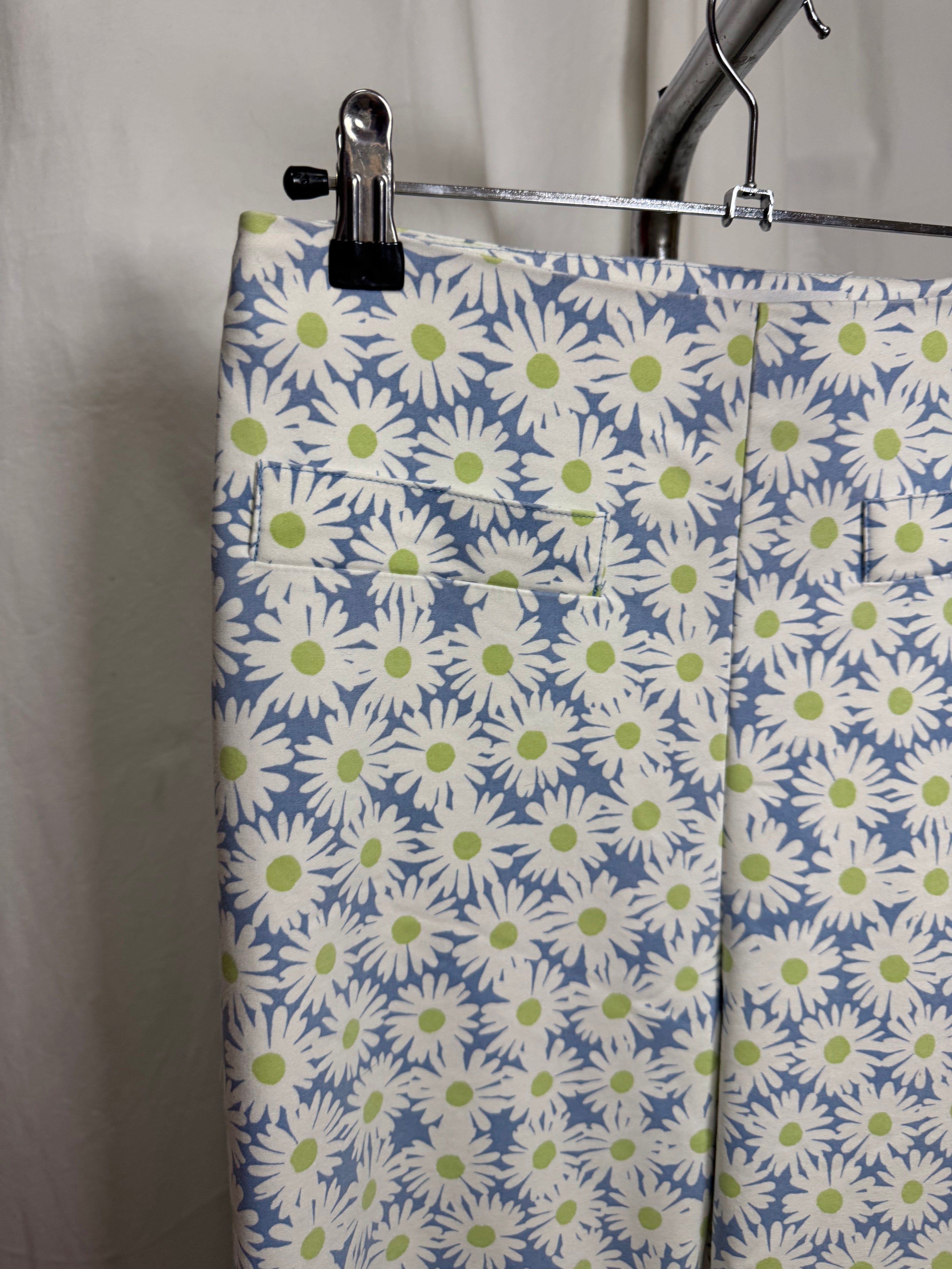 Pantalon à fleurs