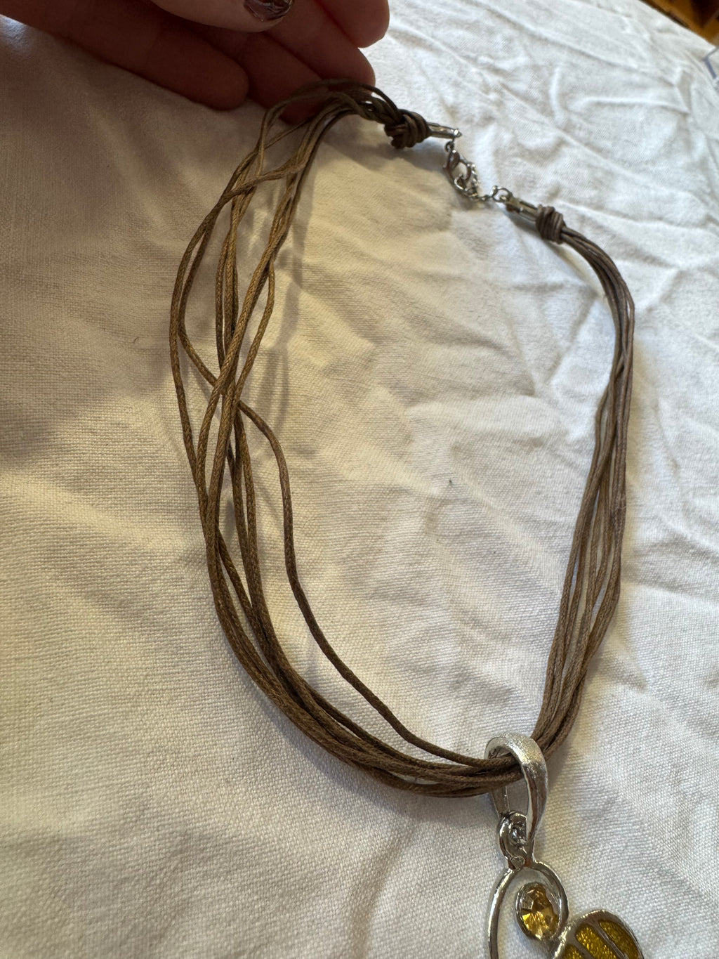 Collier papillon