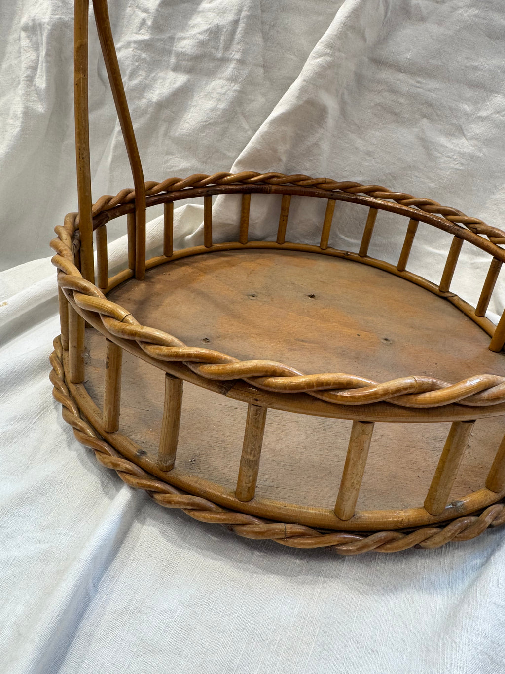 Panier en osier rond