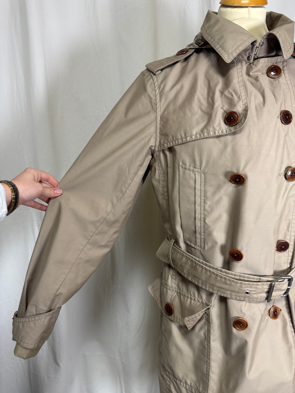 Trench-coat court Aigle