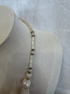 Collier fleurs pendantes