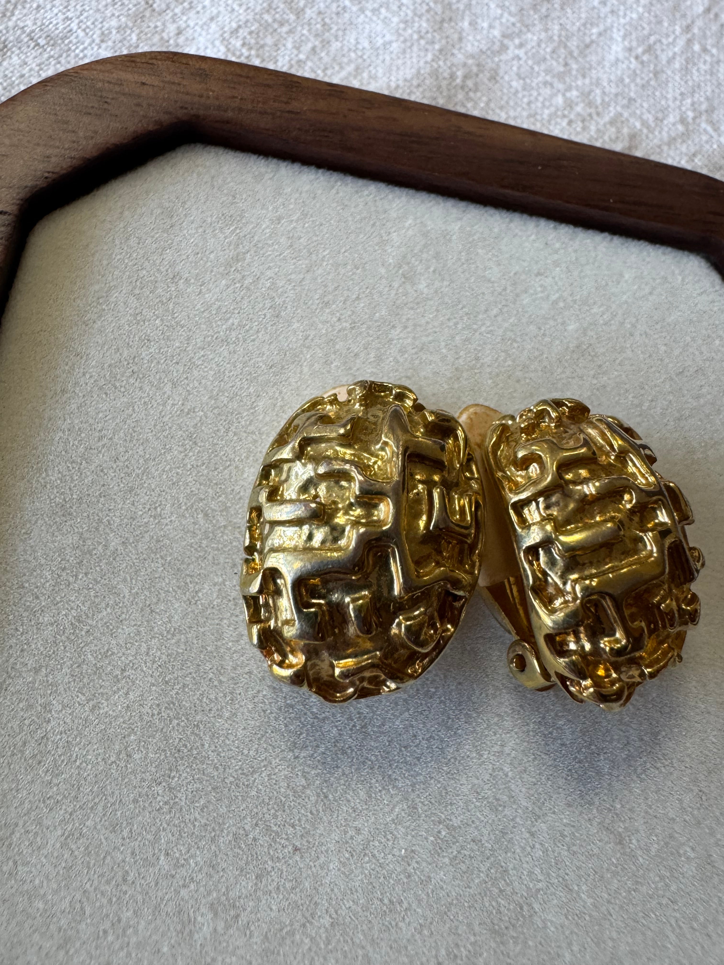 Boucles d'oreilles à clip doré