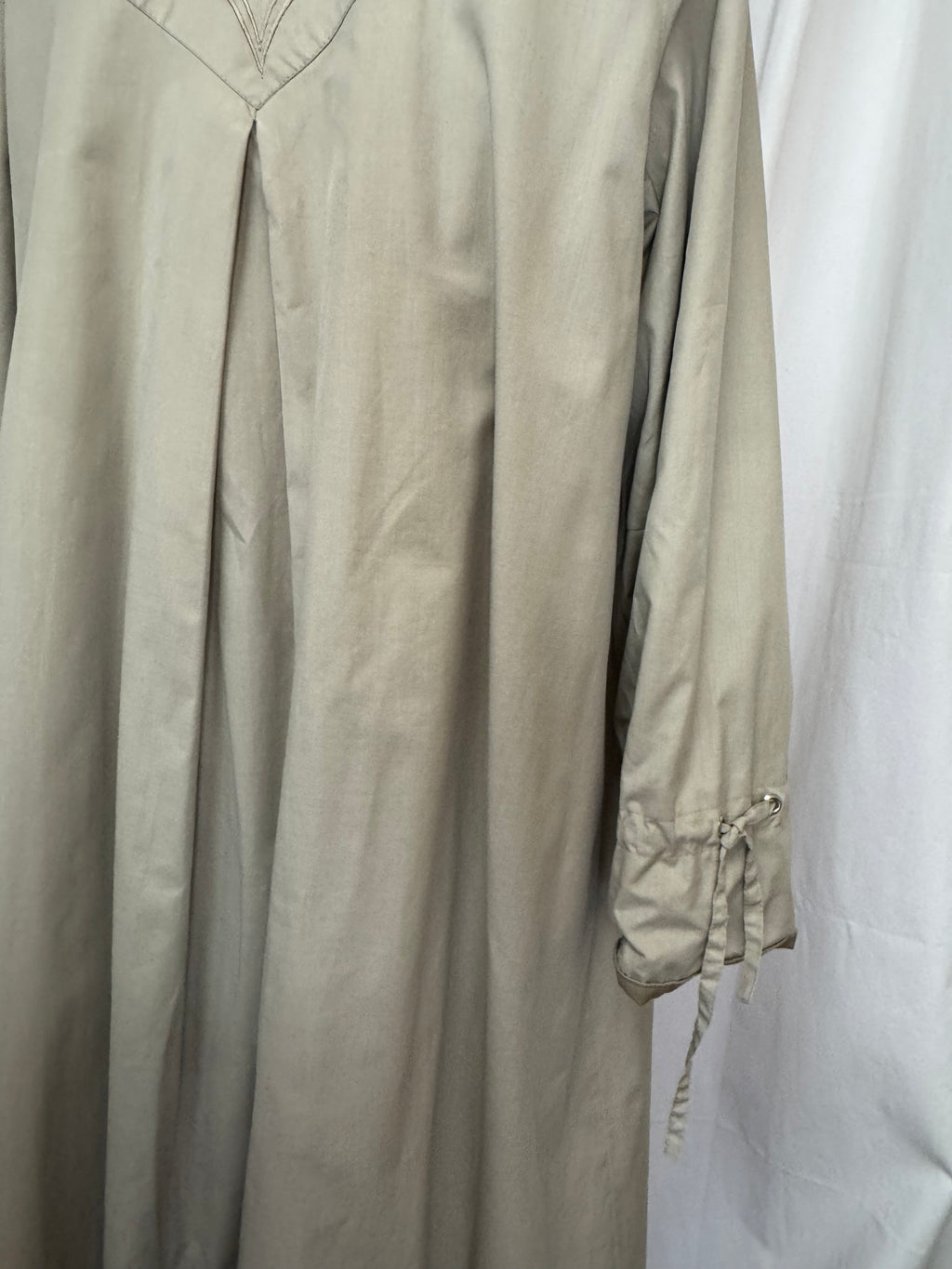 Veste longue brodée