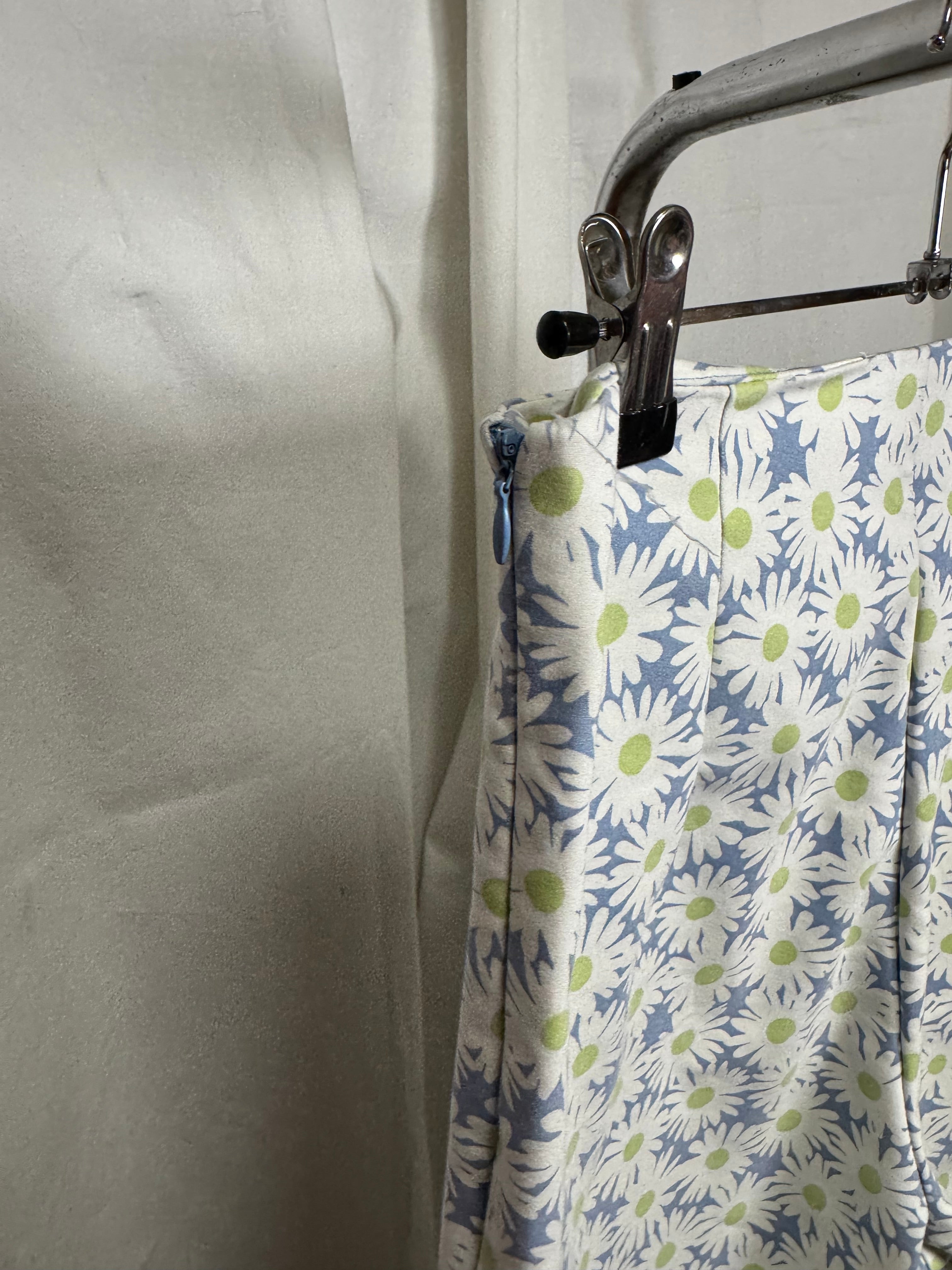 Pantalon à fleurs