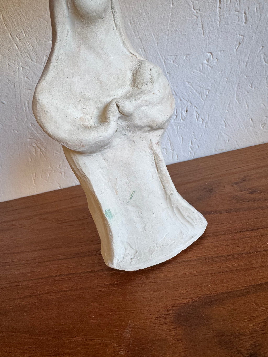 Vierge à l’enfant en plâtre