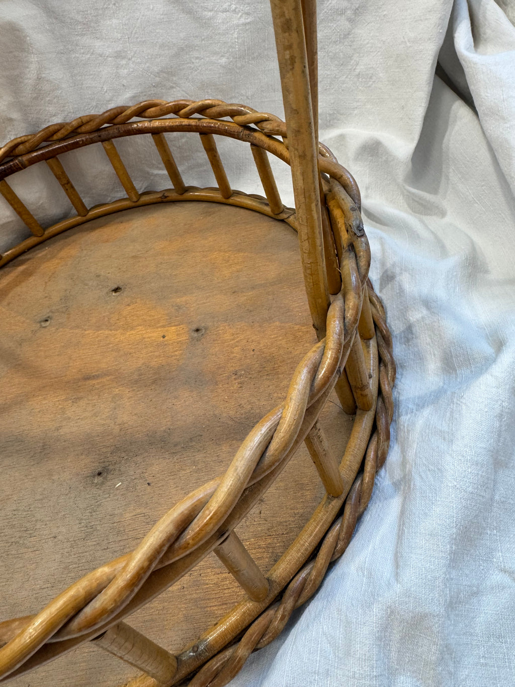 Panier en osier rond