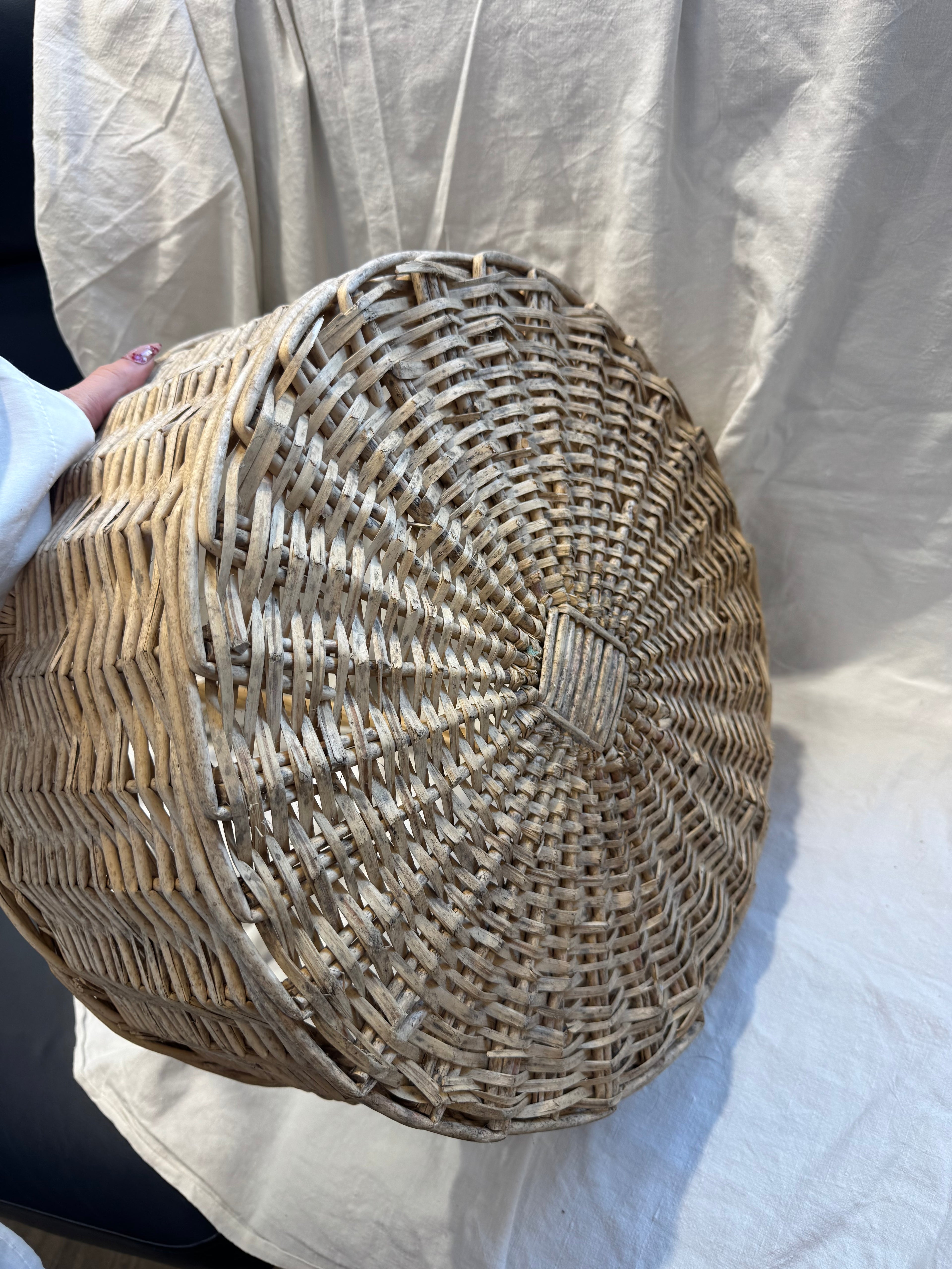 Panier en osier beige