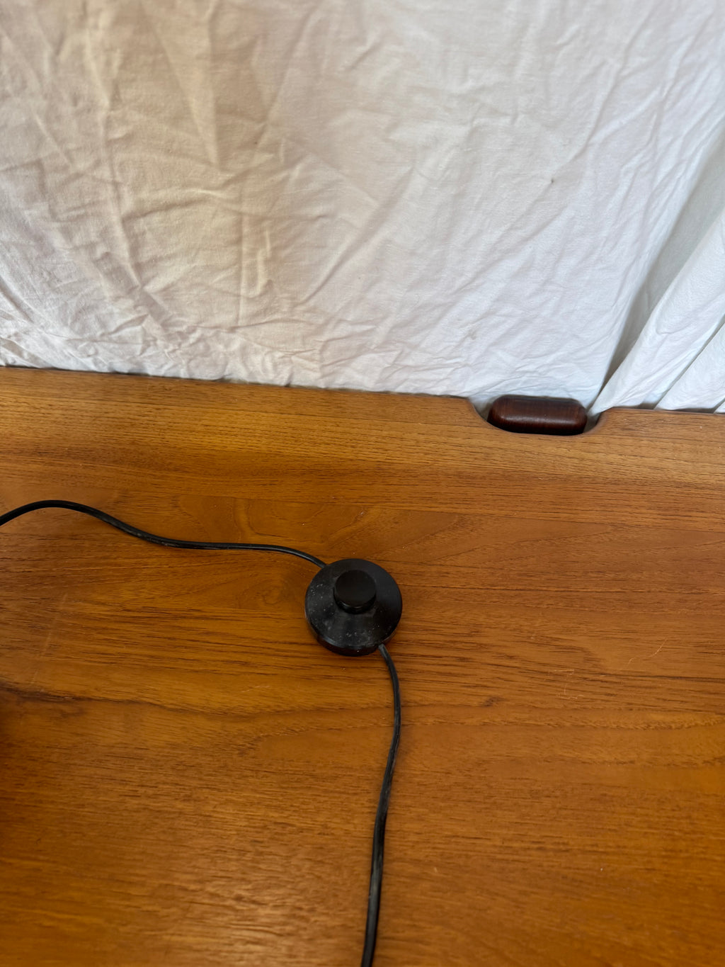 Lampe colonne en acier