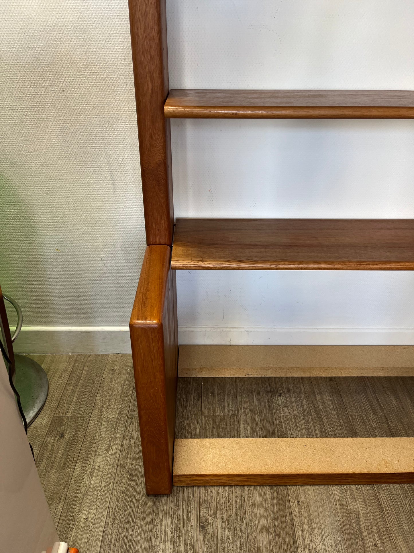 Bibliothèque scandinave en teck 1970