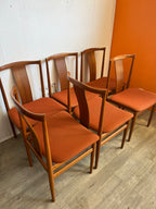 Chaises scandinaves en teck massif 1960