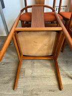 Chaises scandinaves en teck massif 1960