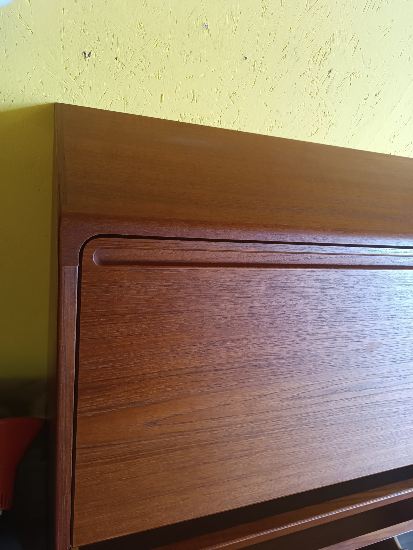 Secrétaire scandinave en teck massif 1970's