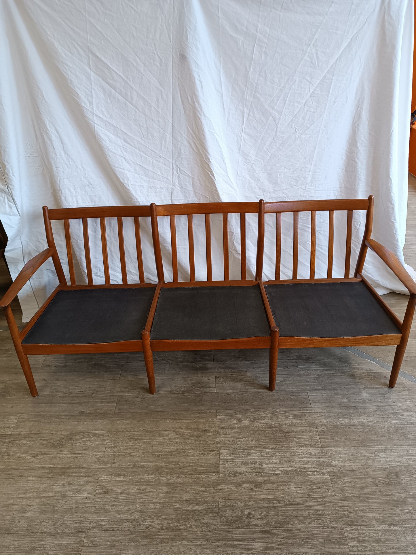 Banquette scandinave de Grete Jalk 1960's