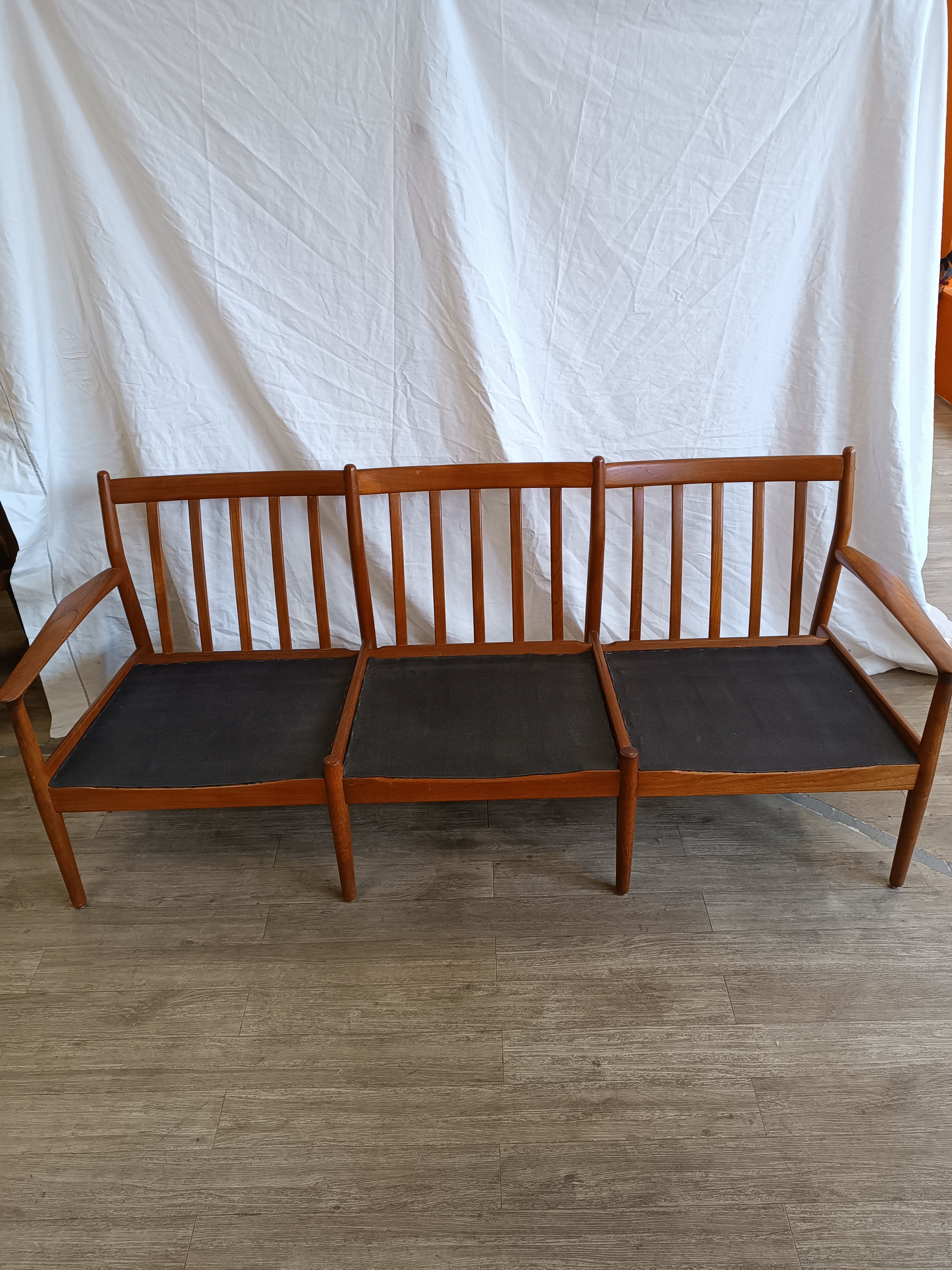 Banquette scandinave de Grete Jalk 1960's