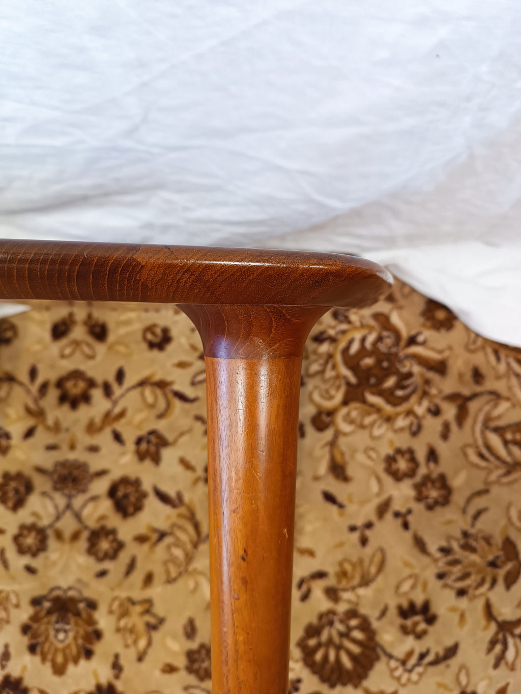 Table basse scandinave en teck massif