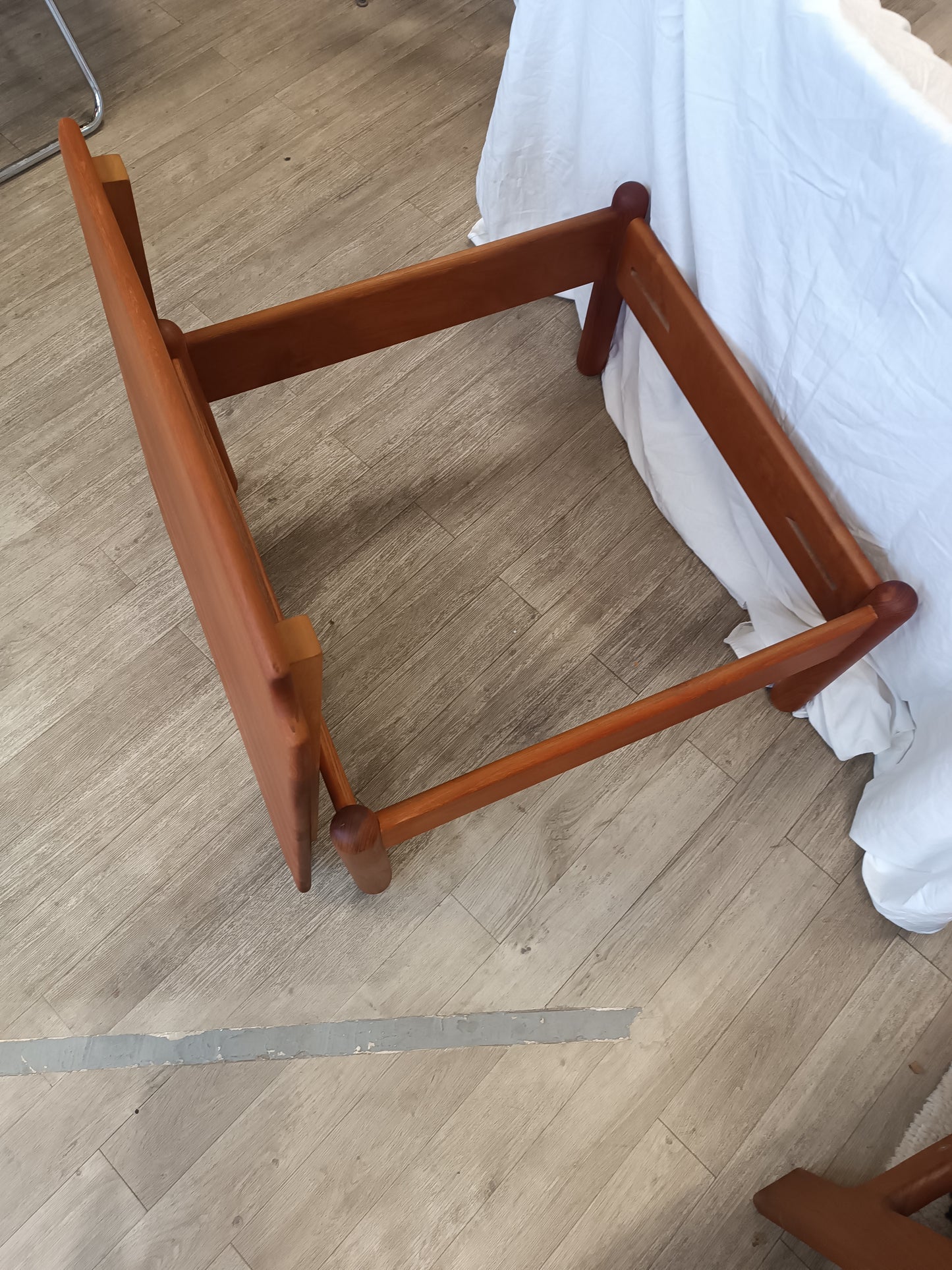 Table basse scandinave en teck massif