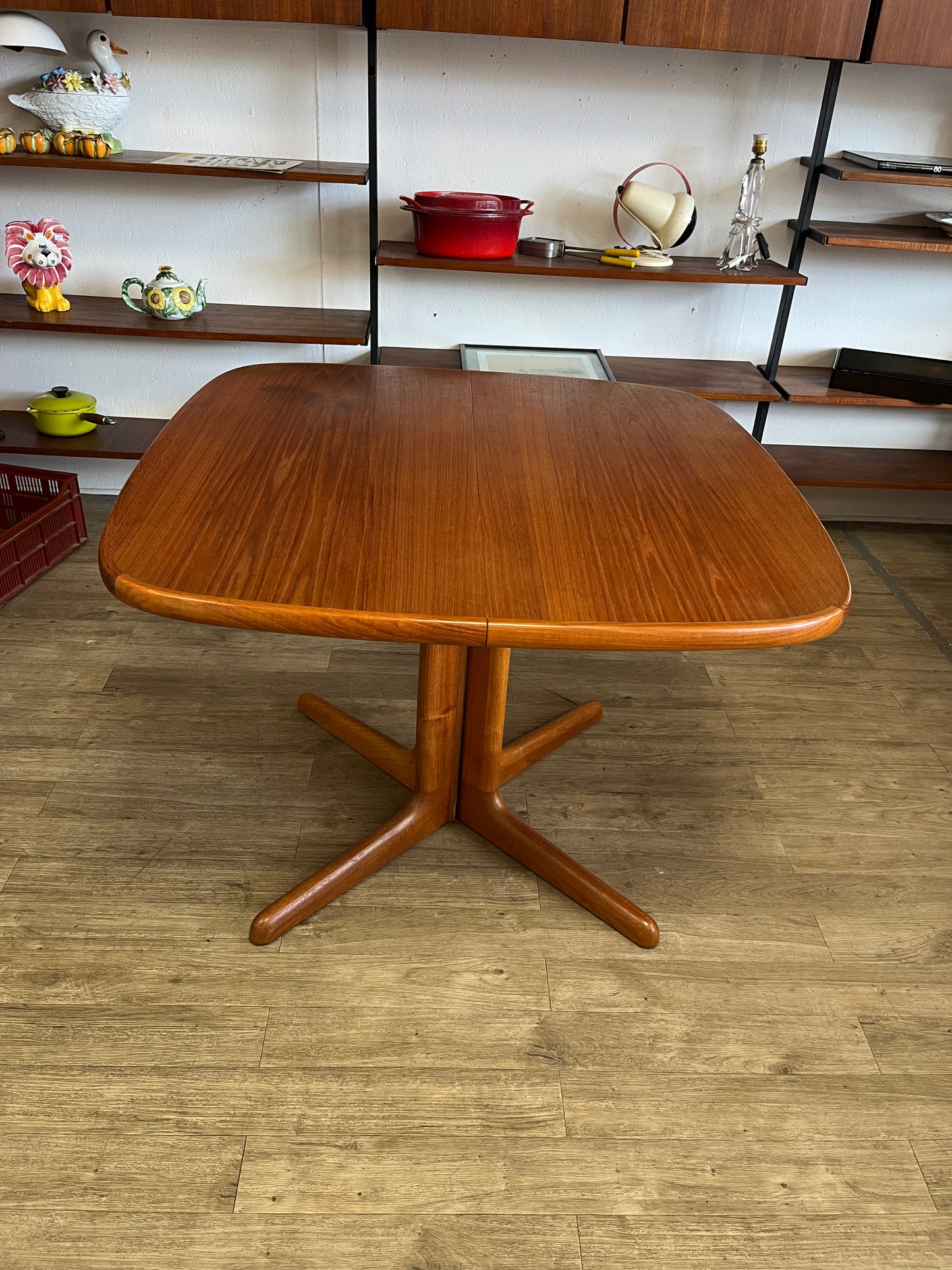 Table à manger scandinave en teck 1970