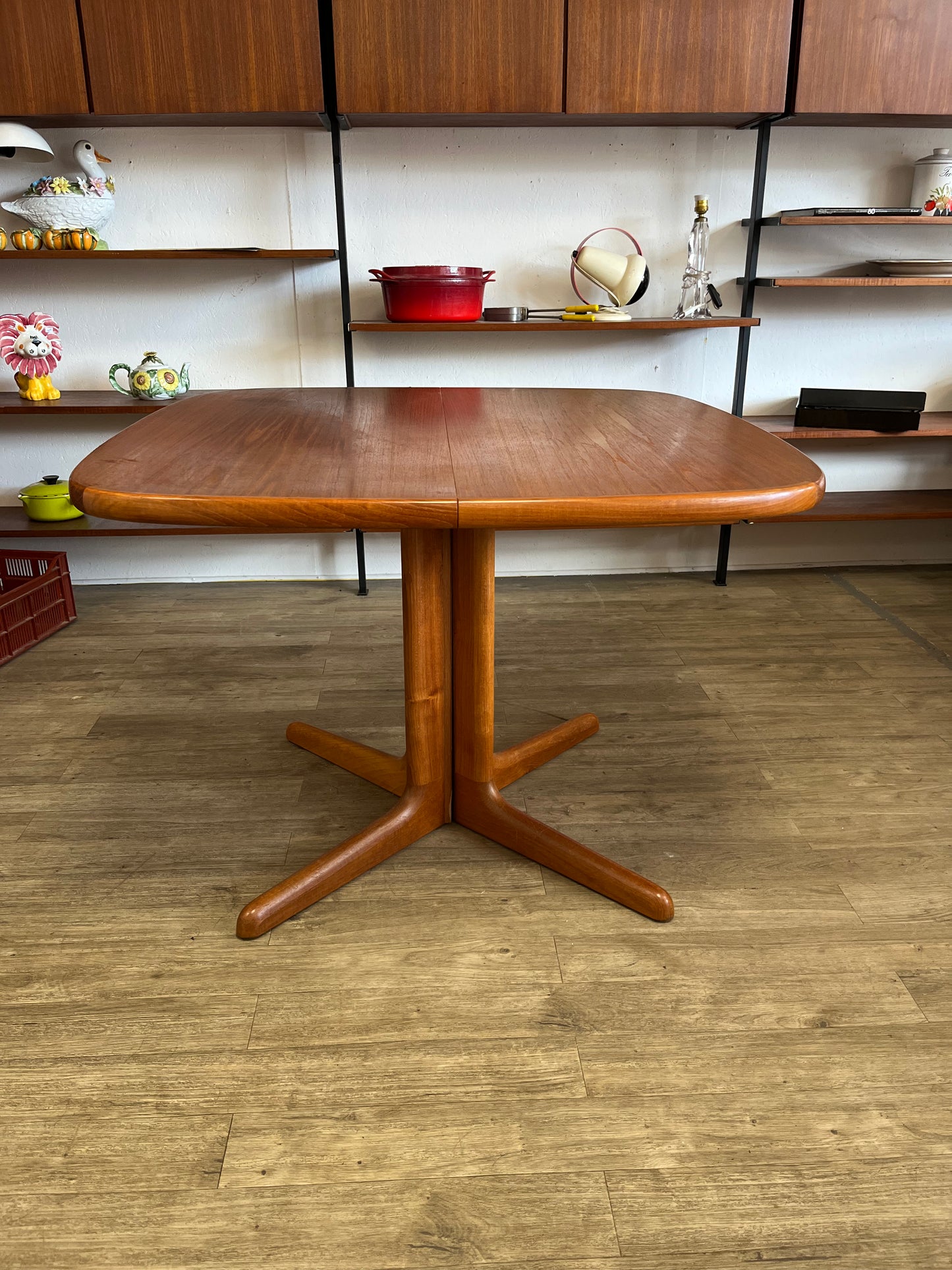 Table à manger scandinave en teck 1970
