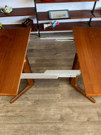Table à manger scandinave en teck 1970