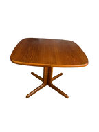 Table à manger scandinave en teck 1970