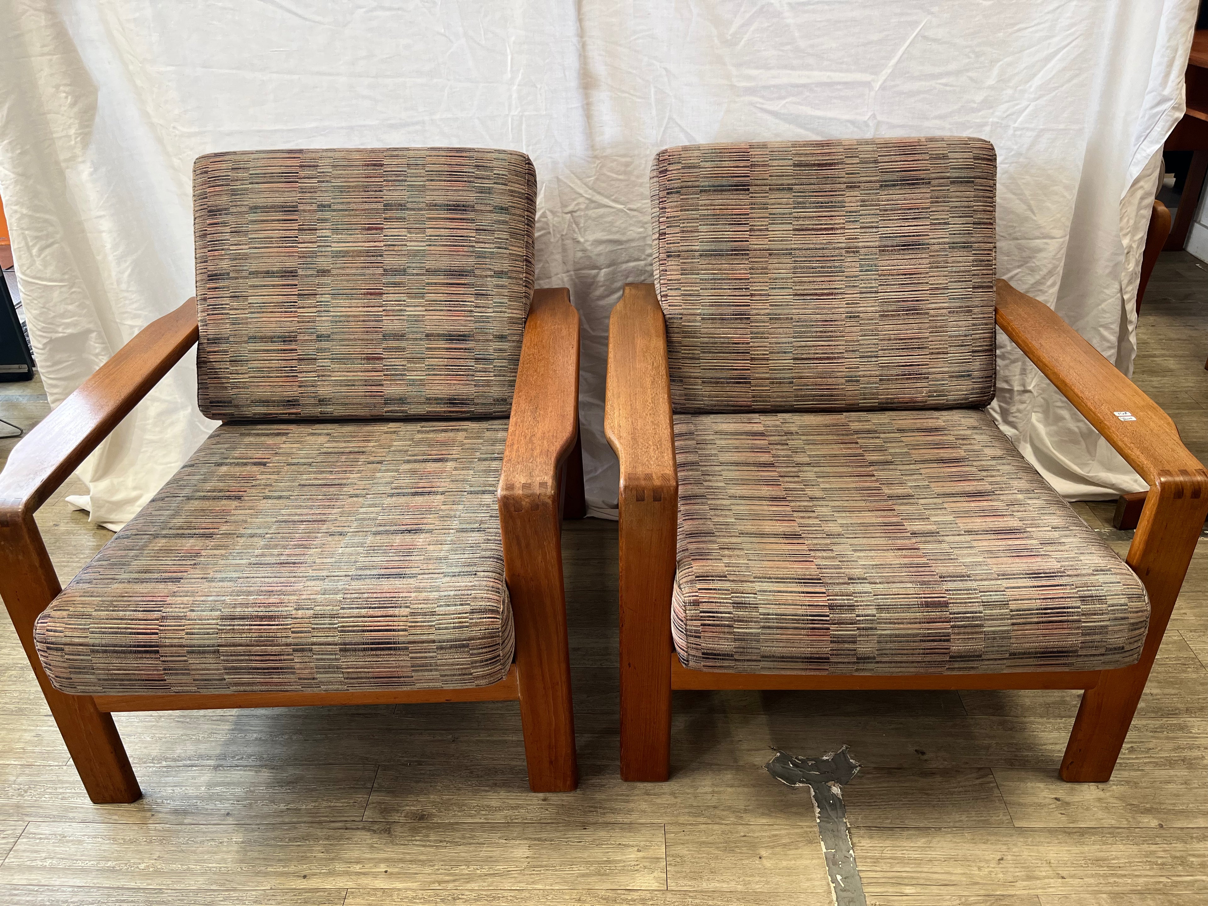Salon scandinave en teck massif 1970