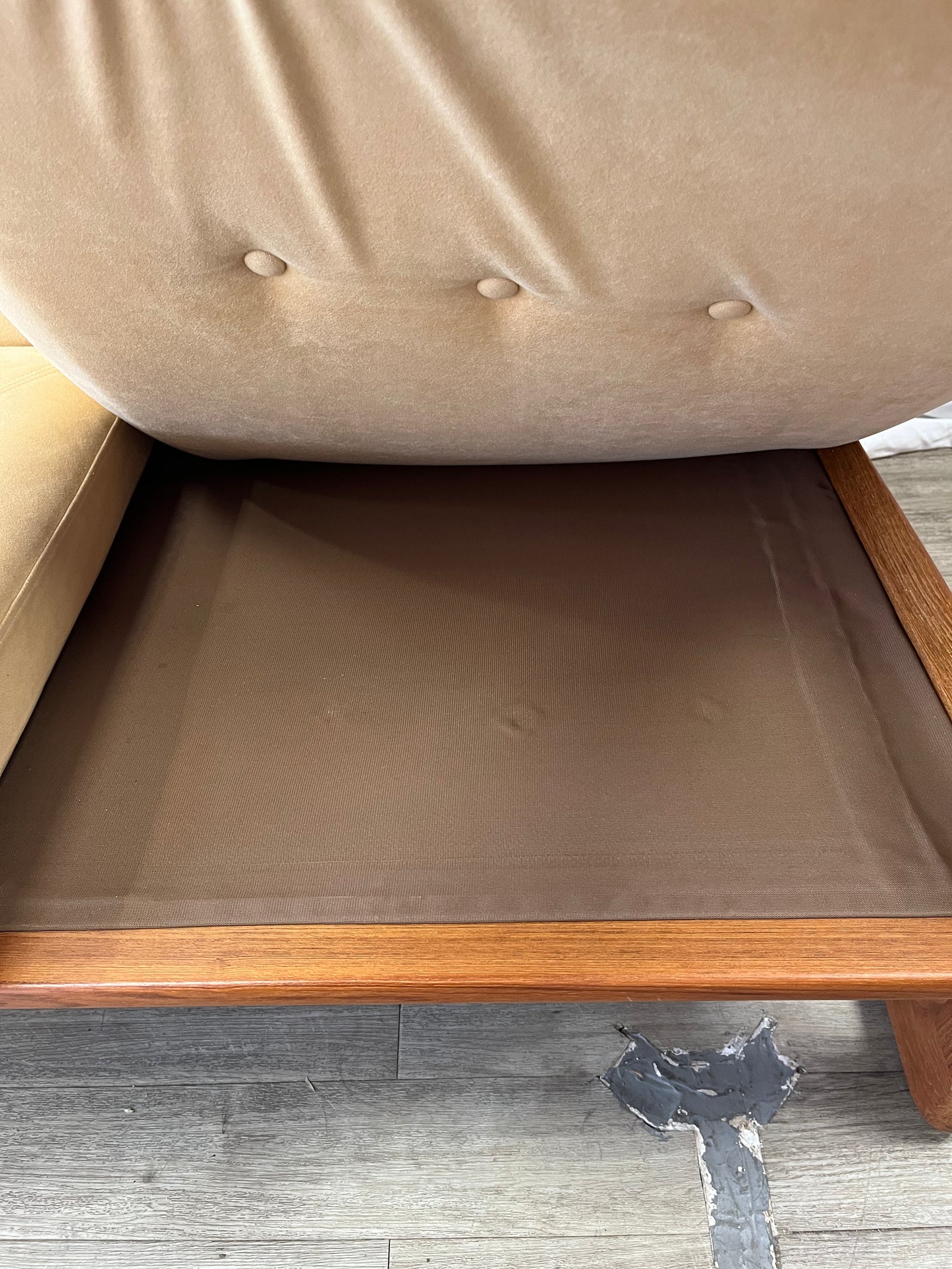 Banquette deux places scandinave en teck massif et daim 1970