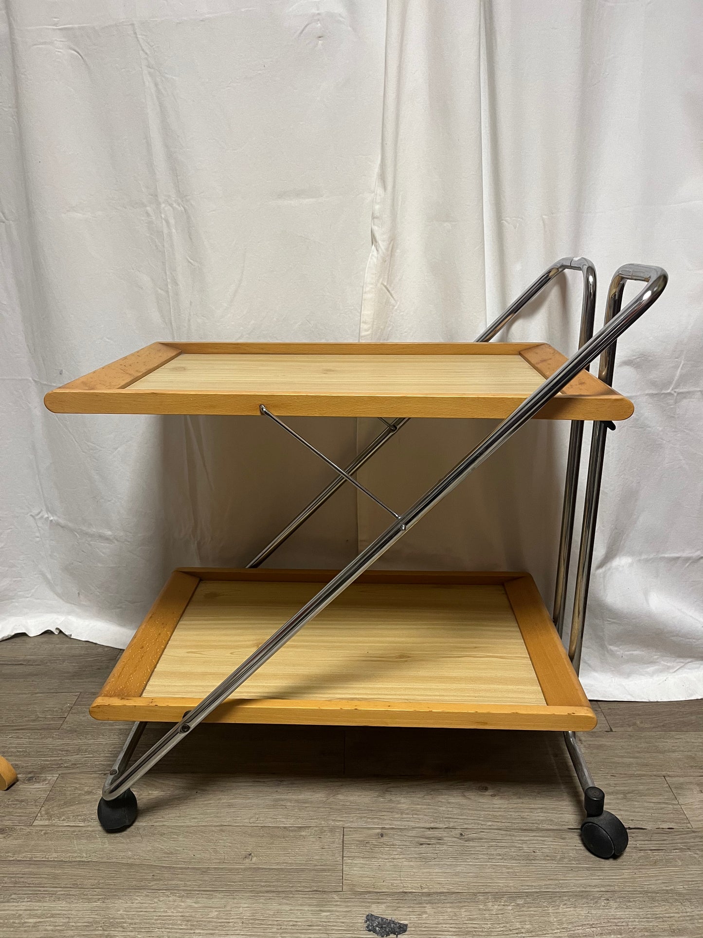 Desserte à roulettes années 70’s