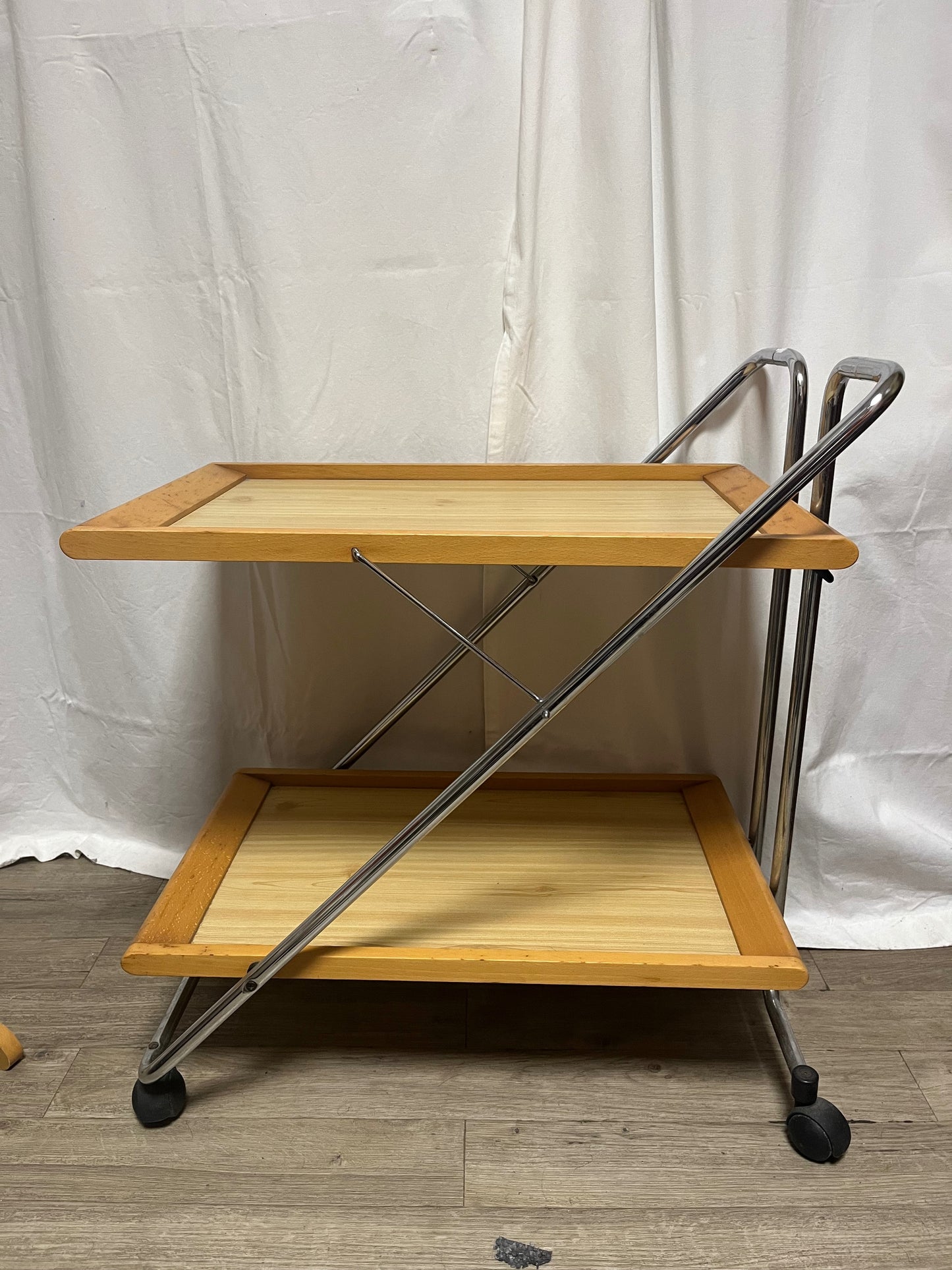 Desserte à roulettes années 70’s