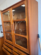 Buffet/vitrine scandinave en teck massif 1970