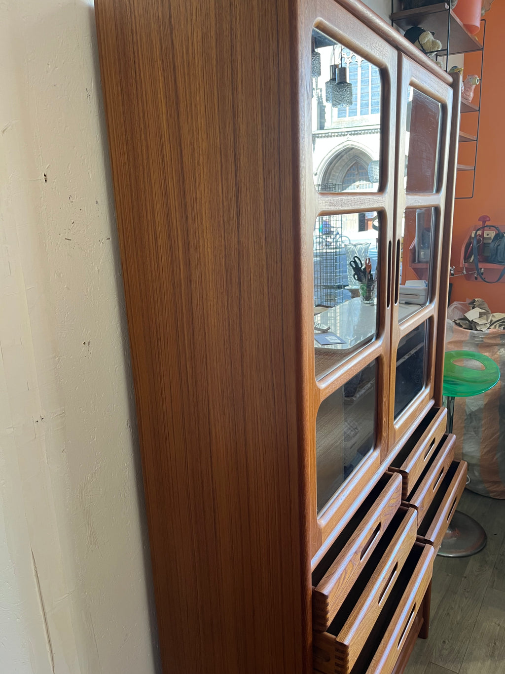 Buffet/vitrine scandinave en teck massif 1970