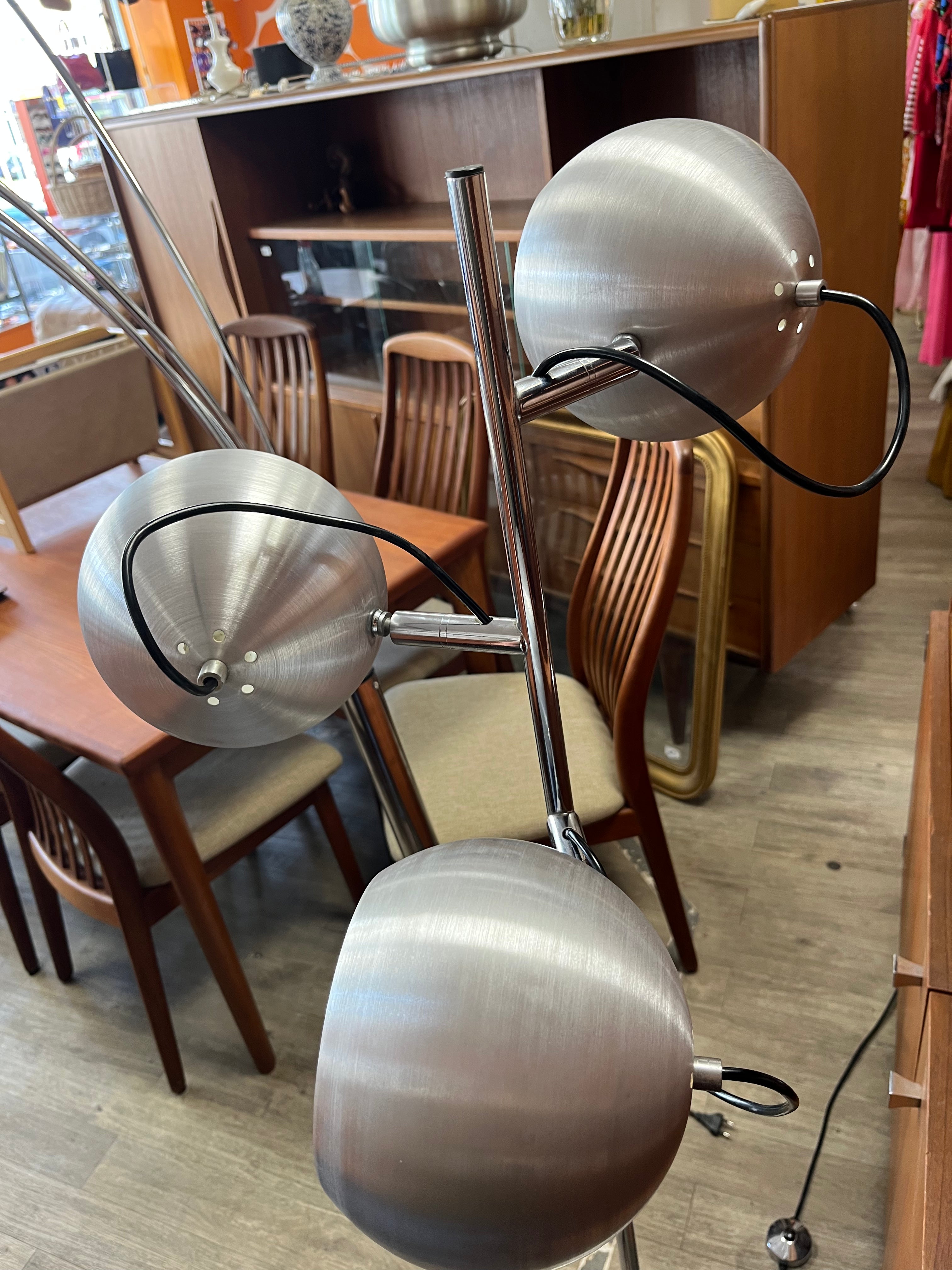 Lampadaire eyeball en acier 1970