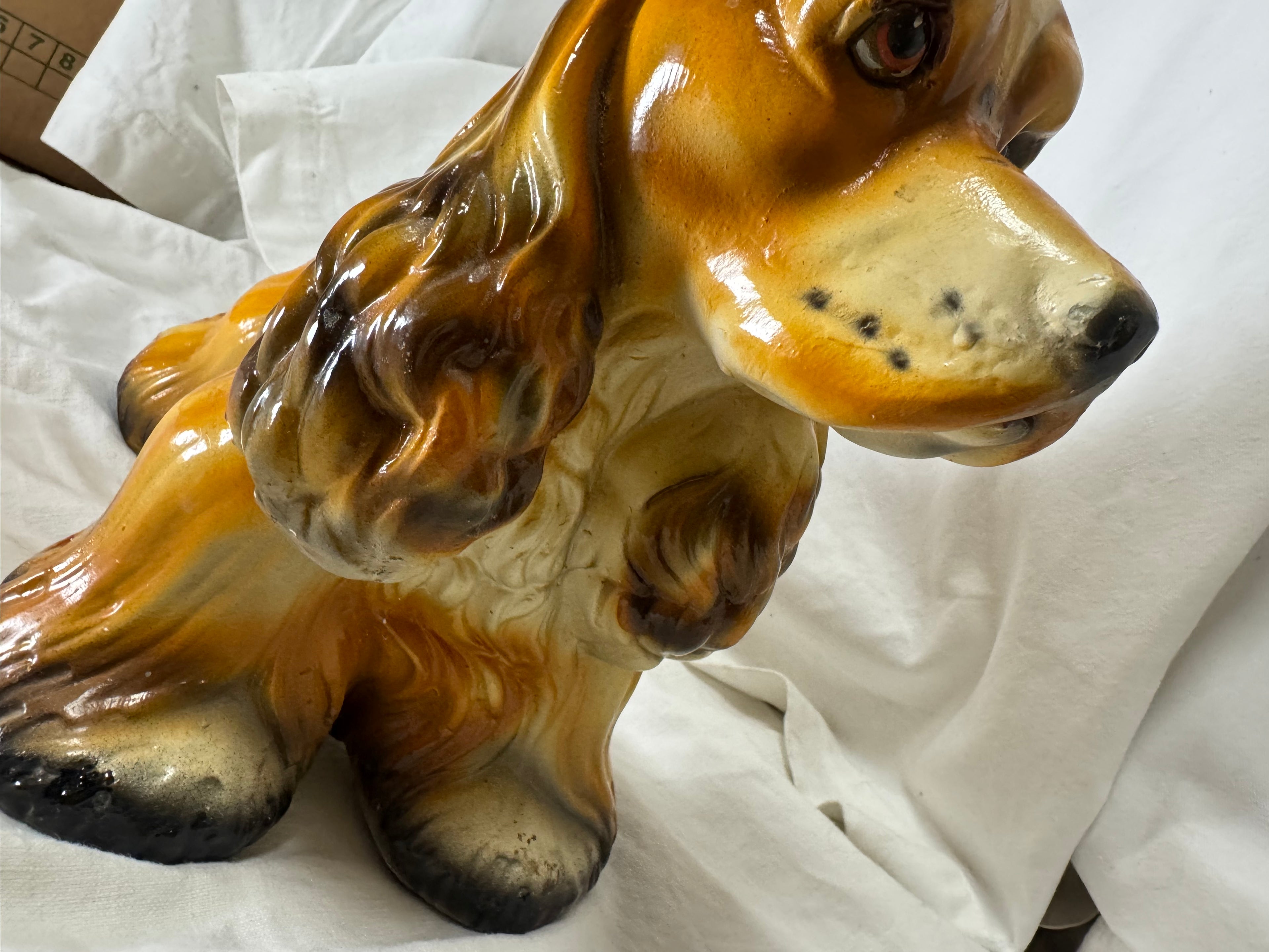 Chien en céramique