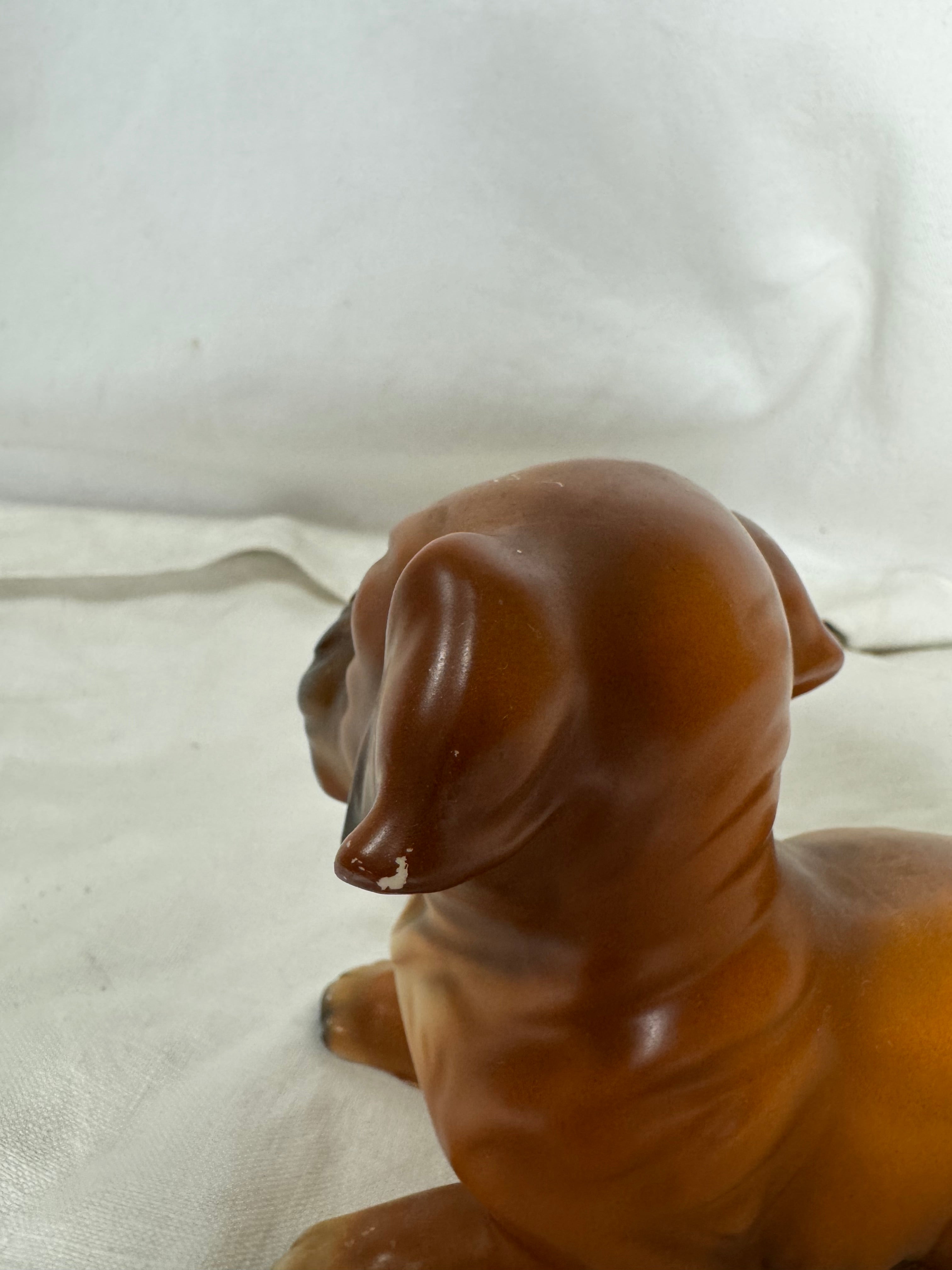 Chien en céramique