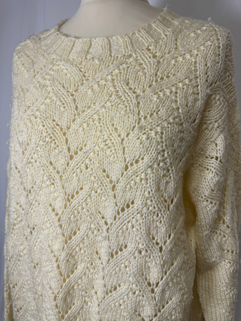 Pull ajourée beige