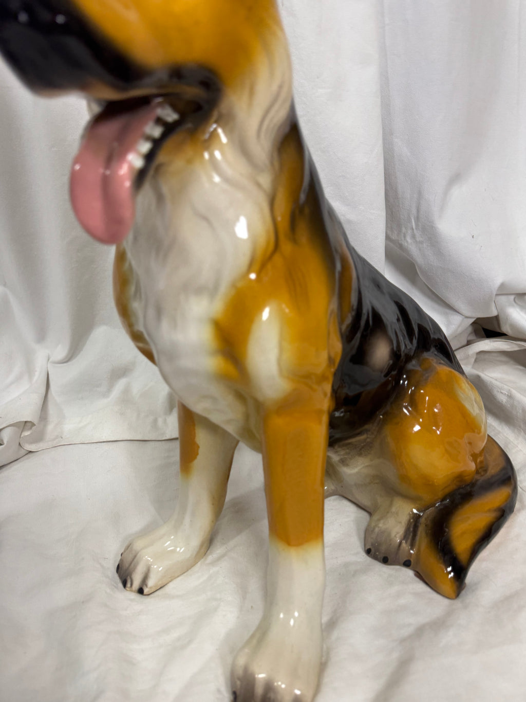 Chien en céramique