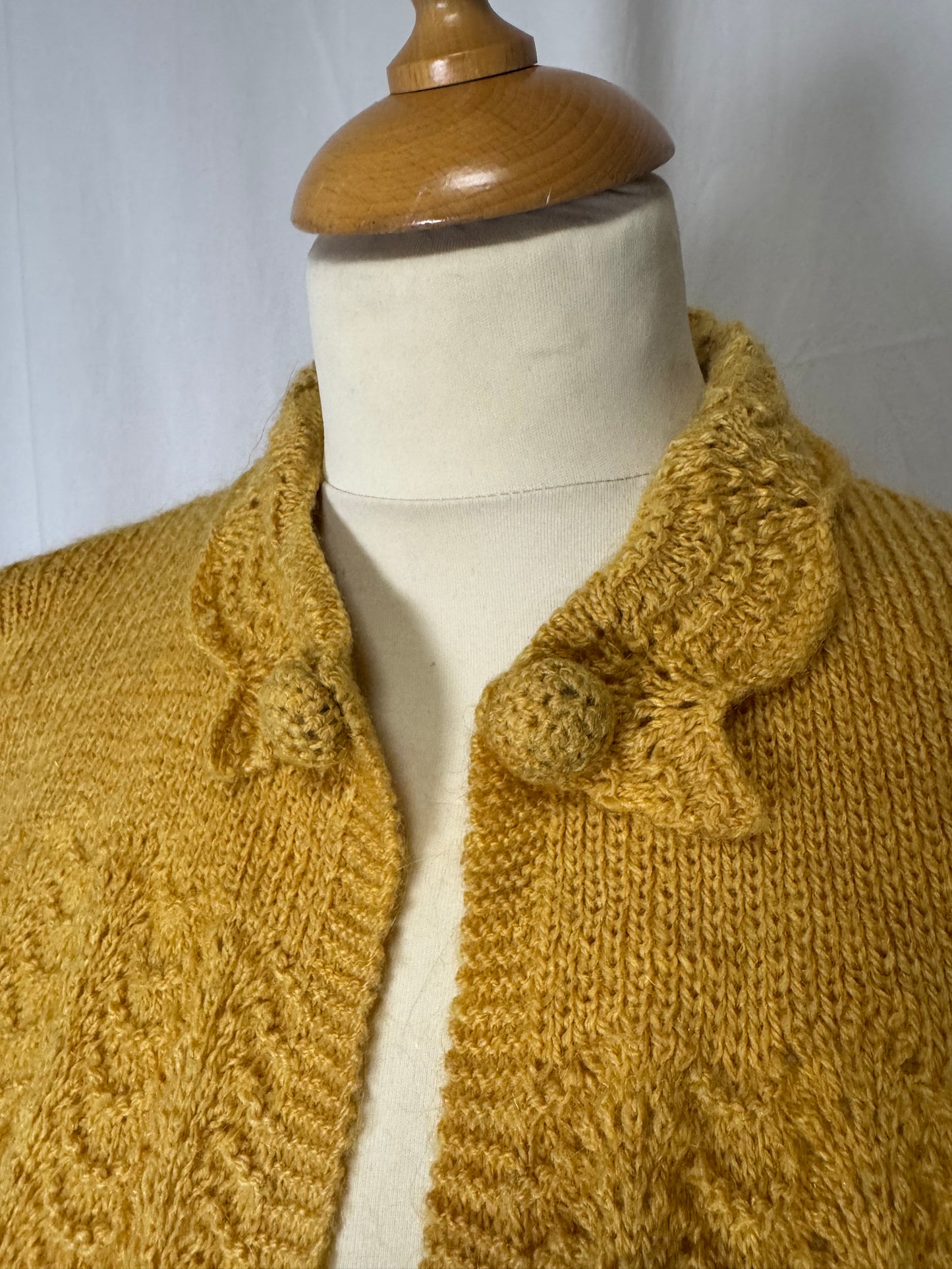Cardigan jaune 70s