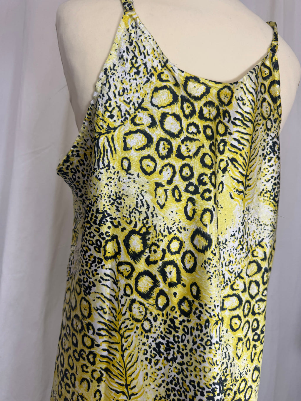 Robe léopard Y2K