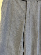 Pantalon gris à rayure