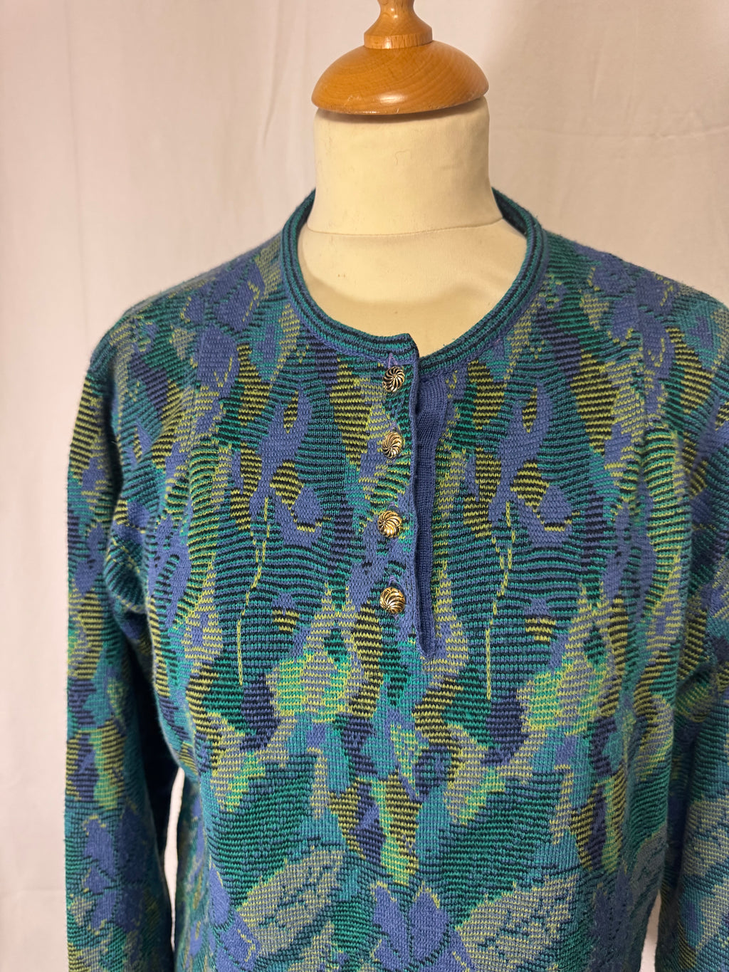 Pull à motifs vert